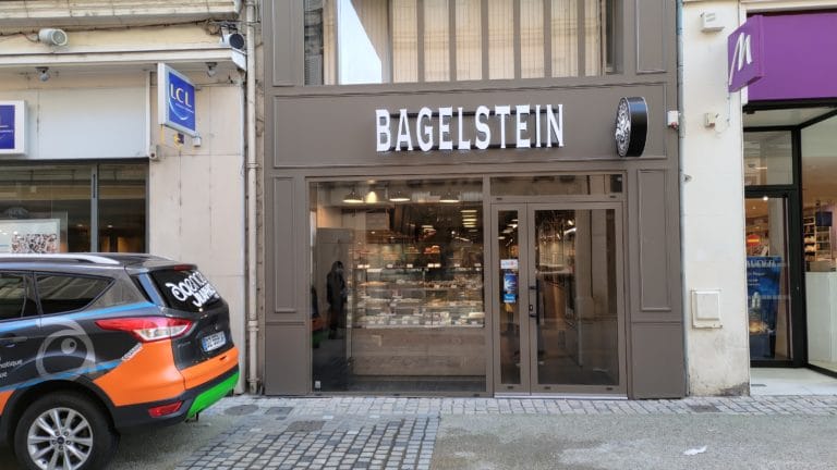 bloc led enseigne lumineuse bagelstein niort pau tarbes biscarrosse arcachon landes gironde