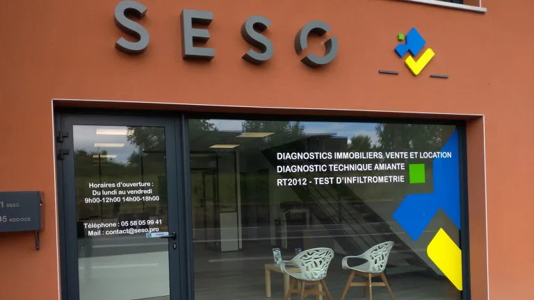 agence-graphics-enseigne-réseaux-franchise-bandeaux-bloc-led-drapeaux-panneau-dibond-immobilier-mios-biganos-mimizan-biscarrosse