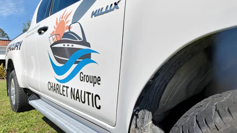agence sign by bassin d'aracahongraphics marquage vehicule charlet nautique landes biscarrosse arcachon