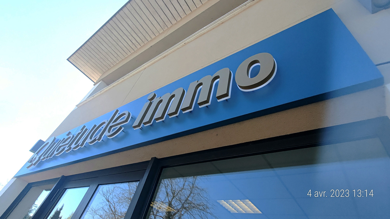 fabrication enseigne lumineuse agence immobilière agence graphics lettres boitiers bloc led