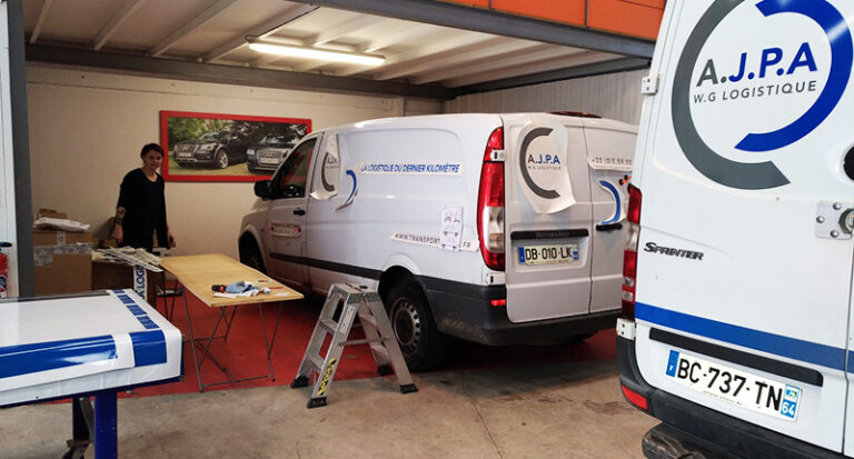 marquage fourgon bayonne biarritz aquitaine ajpa agence graphics